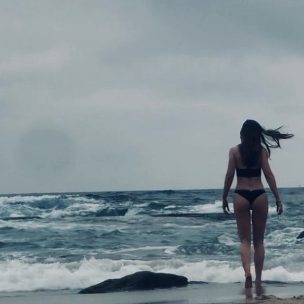 Roxanne McKee - Hot Photos, Movies, Boyfriend, Net Worth & More